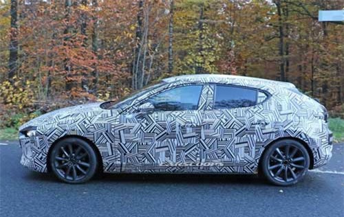 Mazda3 2019 lần đầu lộ nội thất: Mất nhiều nút bấm