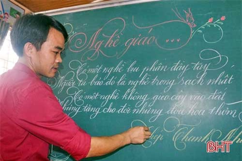 Nét chữ 'rồng bay phượng múa', của các thầy giáo cô giáo