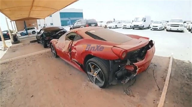 Bãi tha ma siêu xe tại Dubai khiến không ít người phải giật mình - Hình 4