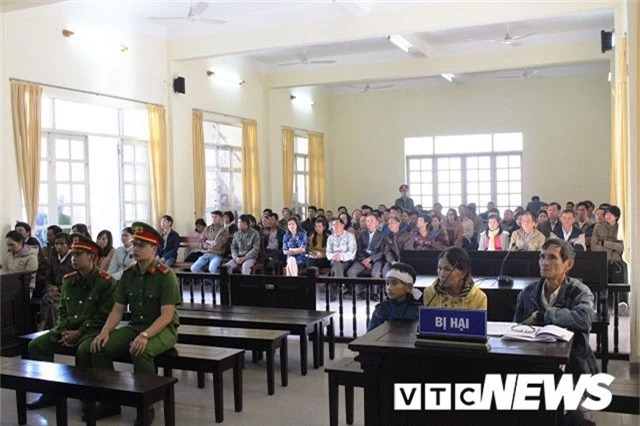 Chong sat hai vo roi tu tu nhung bat thanh hinh anh 2