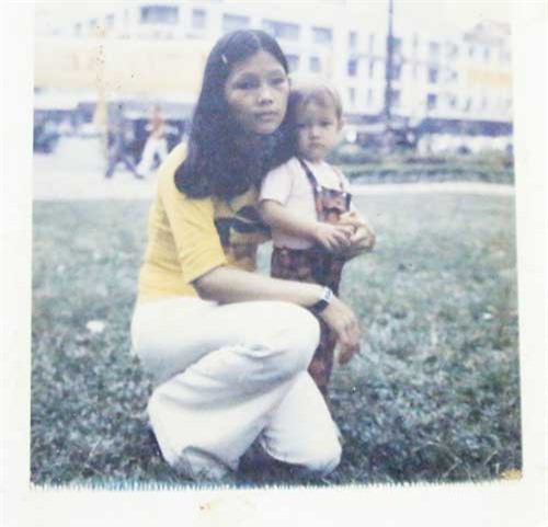 Nghĩ con đi Mỹ sung sướng, người mẹ Sài Gòn 43 năm ân hận đi tìm