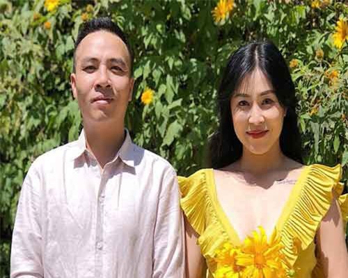 Giữa tin đồn chia tay, hôn phu đăng ảnh tình cảm bên MC 'Chúng tôi là chiến sĩ'