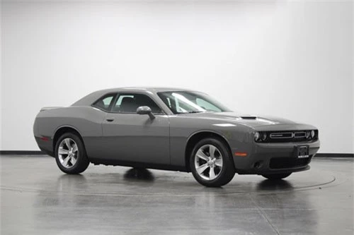 5. Dodge Challenger 2018.