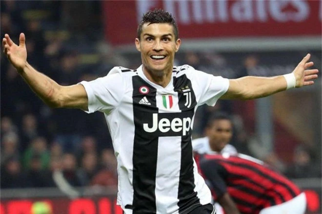 Phát hoảng: Ronaldo 15 phút “đốt” hơn 800 triệu đồng chiều mỹ nhân - 1