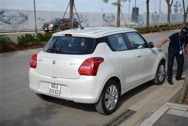 Suzuki Swift 2018 sắp ra mắt, giá dự kiến từ 499 triệu đồng ở VN