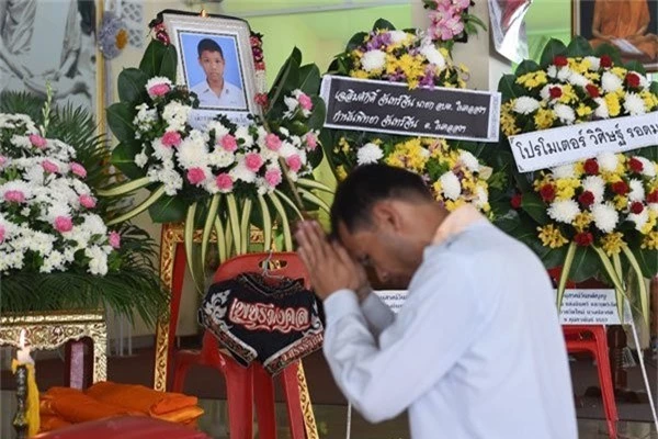 Võ sĩ Muay Thái 13 tuổi chết trên sàn đấu, lỗi do ai? - Ảnh 1.