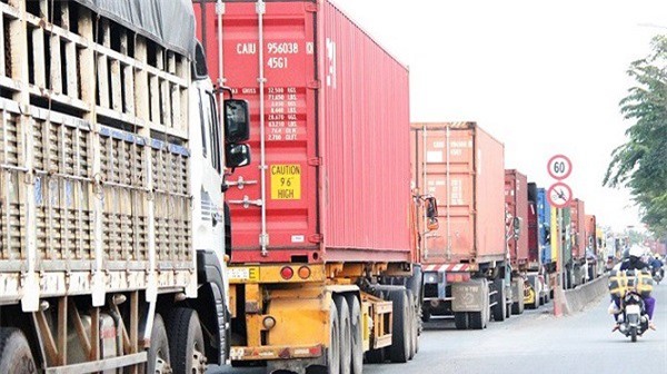 TPHCM: Kẹt xe 'kìm hãm' sự phát triển của doanh nghiệp vận tải