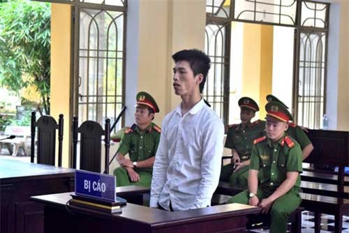 Quảng Nam: Quyết truy sát cô gái hàng xóm vì bị khước từ tình cảm