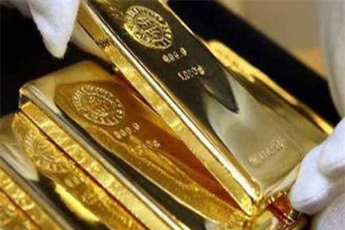 Giá vàng hôm nay 15/11: USD hừng hực, vàng chìm nghỉm