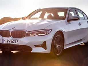 BMW giới thiệu phiên bản hybrid sạc điện 330e thế hệ mới