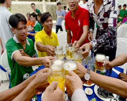 12 tác hại kinh hoàng của rượu bia với cơ thể