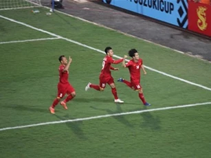 Clip: Công Phượng ‘xé lưới’ Malaysia, mở tỷ số cho ĐT Việt Nam