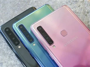 Samsung công bố giá bán smartphone 4 camera sau tại Việt Nam