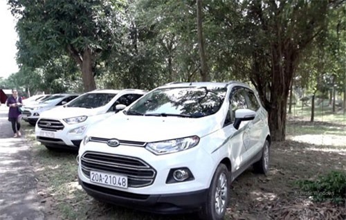 Ford EcoSport - mẫu mini SUV kết nối các gia đình Việt