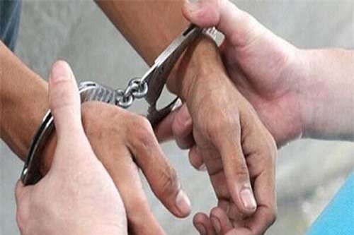 Bắt 2 thanh niên dùng ảnh khỏa thân để tống tiền người phụ nữ