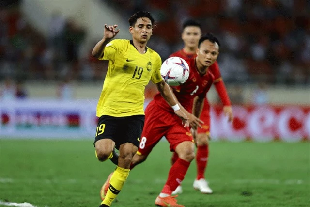 Cổ động viên Malaysia đã mong đợi nhiều hơn từ cầu thủ của họ trong trận đấu với đội tuyển Việt Nam. Ảnh: Fox Sport Asia)
