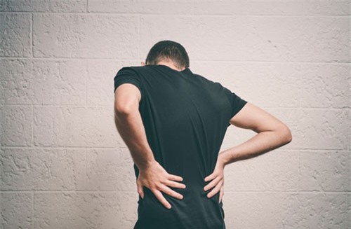 Chưa già đã hay đau lưng chỉ vì những thói quen tưởng chừng vô hại dưới đây