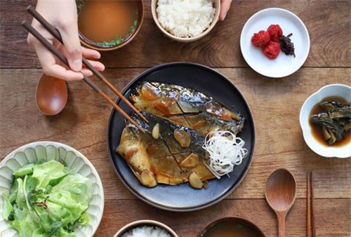 Quên cách kho cá cũ đi, kho thế này mới là cực phẩm