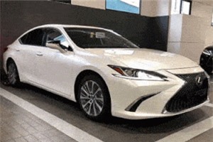 XE HOT QUA ẢNH (17/11): Người Việt chuộng xe giá rẻ, SUV 7 chỗ tầm giá 1 tỷ chạy đua dịp cuối năm