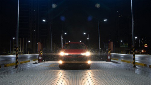 Người Việt vẫn ưa chuộng xe hơi "vừa túi tiền", giá dao động từ 400-700 triệu đồng