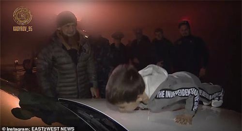  Bé 5 tuổi chống đẩy liên tục 4.105 cái, có ngay một chiếc Mercedes