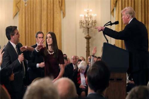 Nhà Trắng thua kiện CNN vụ rút thẻ nhà báo