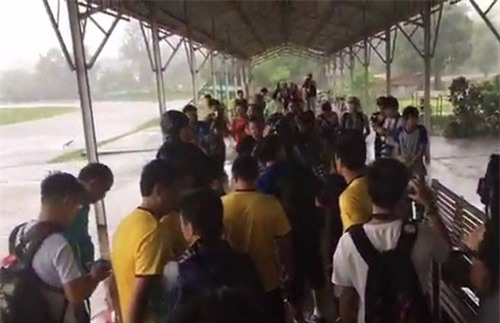 Đội tuyển Việt Nam khốn khổ vì thời tiết tại Myanmar