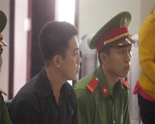 ‘Yêu’ trẻ 12 tuổi, thanh niên nhận 14 năm tù
