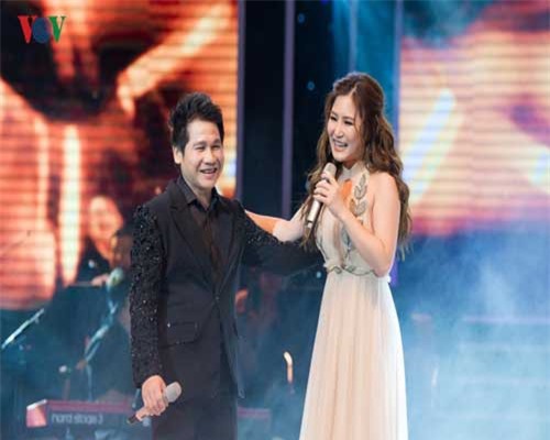 Bùi Anh Tuấn, Hương Tràm làm tan chảy trái tim khán giả thủ đô