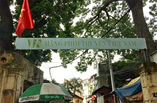 Chọn nhà đầu tư chiến lược từ bài học đắt giá của Hãng phim truyện Việt Nam