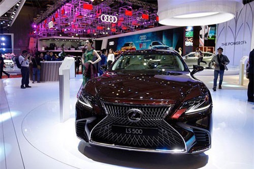 Thêm nhiều dòng xe nhập khẩu từ Nhật Bản về Việt Nam