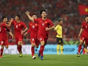 Phóng viên Hàn Quốc: 'Việt Nam là hiện thân của nhà vô địch'