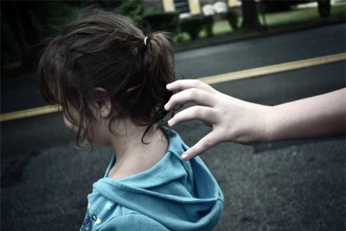 Hiếp dâm bé gái 9 tuổi, lãnh 16 năm tù