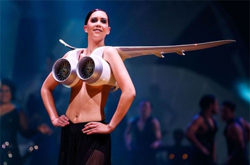 “Giật mình” với những tác phẩm nghệ thuật dành để... mặc