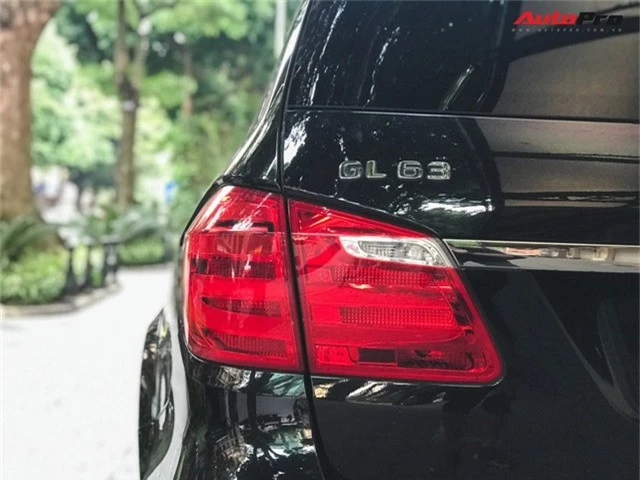 Bắt gặp SUV Mercedes-AMG GL63 duy nhất đang lăn bánh tại Hà Thành - Ảnh 11.