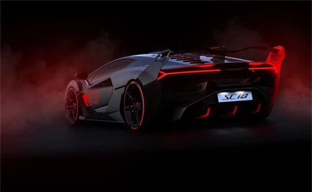 Lamborghini tung 2 phiên bản dị biệt của Urus và Aventador - Ảnh 3.