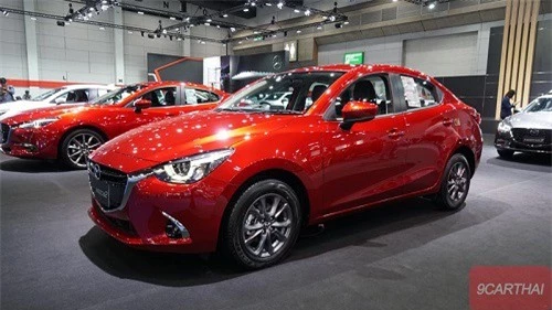 chiếc Mazda2 nhập khẩu nguyên chiếc từ Thái Lan đã có mặt tại Việt Nam 