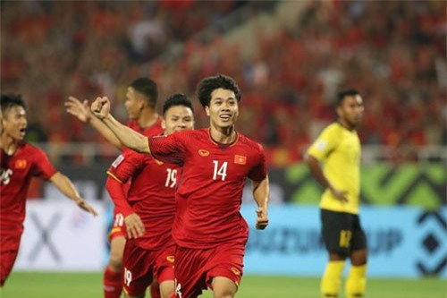 Công Phượng đứng đầu top 5 cầu thủ hay nhất lượt trận thứ 3 AFF Cup 2018