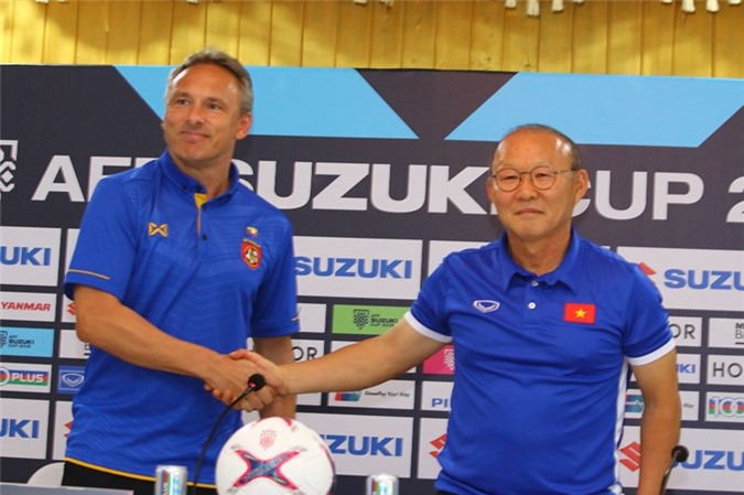 Ông Park “chọc quê” HLV của Myanmar