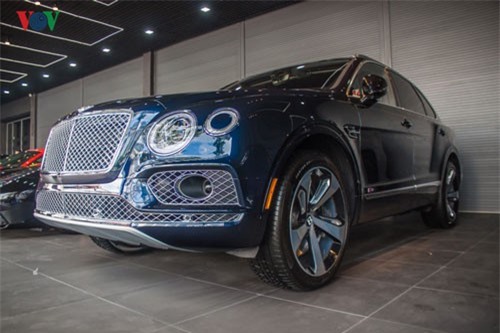 Cận cảnh “hàng hiếm” Bentley Bentayga First Edition tại Việt Nam