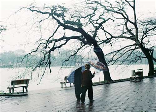 Dự báo thời tiết 19/11: Hà Nội mưa rào, trời chuyển lạnh