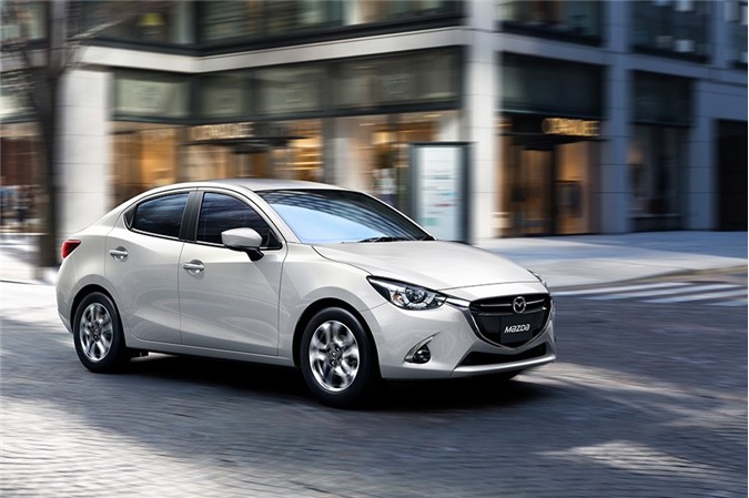 Thêm phiên bản và tăng tiện nghi, Mazda2 mới hút khách