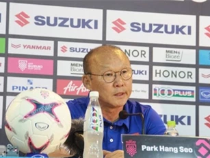 HLV Park Hang-seo bức xúc vì sai lầm của trọng tài