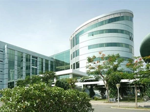 Nghi vấn sai phạm trong gói thầu trăm tỉ ở Học viện Cán bộ TP.HCM