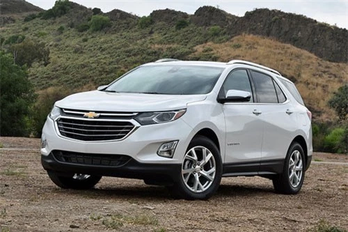 9. Chevrolet Equinox 2019 (giá khởi điểm: 23.800 USD).