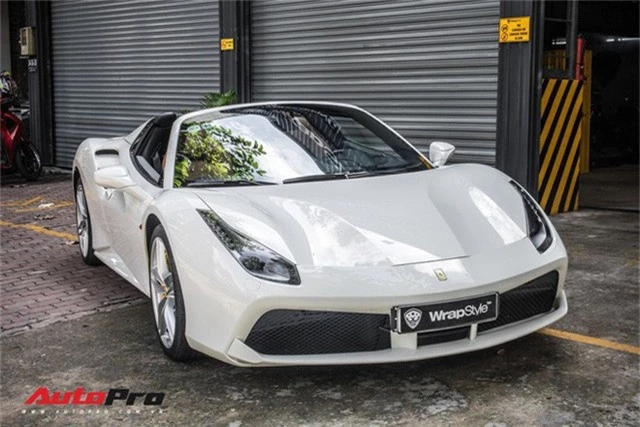 Dàn siêu xe Ferrari rủ nhau đi làm đẹp tại Sài Gòn - Ảnh 12.