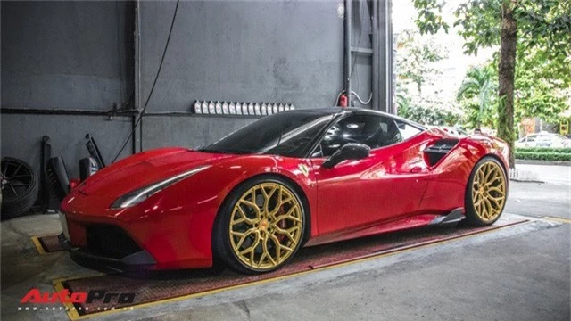 Dàn siêu xe Ferrari rủ nhau đi làm đẹp tại Sài Gòn - Ảnh 13.