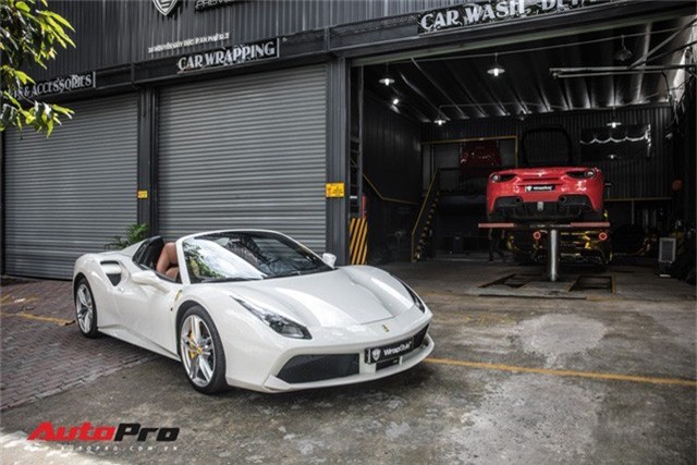 Dàn siêu xe Ferrari rủ nhau đi làm đẹp tại Sài Gòn - Ảnh 18. Dàn siêu xe Ferrari rủ nhau đi làm đẹp tại Sài Gòn - Ảnh 18.