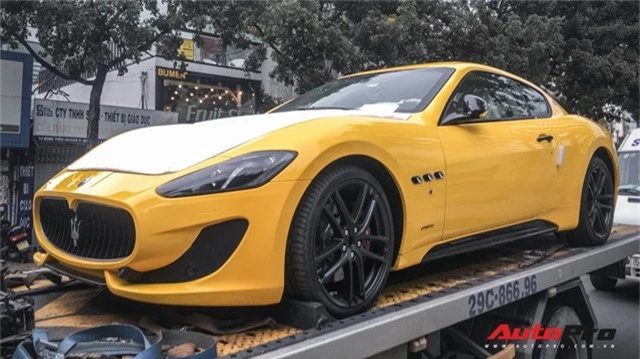 Maserati Granturismo Sport màu vàng đầu tiên Việt Nam cho đại gia mê hàng độc