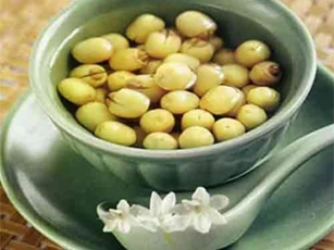6 lợi ích tuyệt vời của đường phèn mà bạn không nên bỏ qua